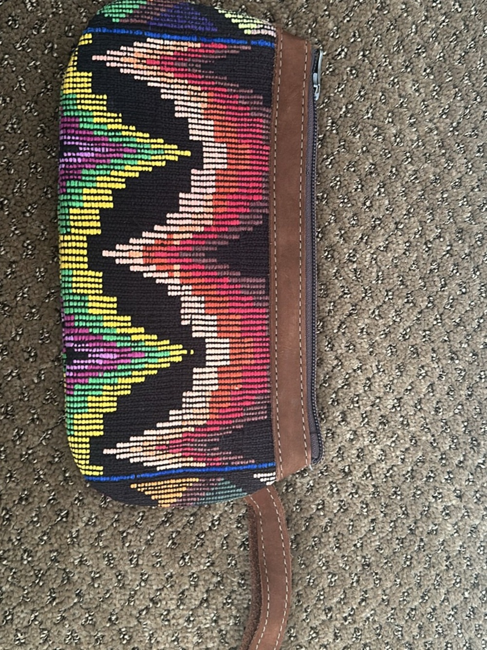 Nena & Co Woven Pattern Wristlet with Brown Trim - Picture 2 of 5